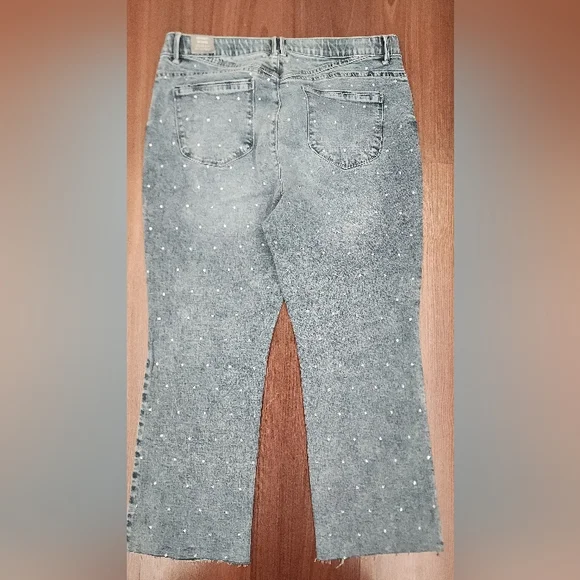 Wit & Wisdom Bennett Skyrise Rhinestone Barely Boot Jeans Size 18W NWT - Picture 3 of 11